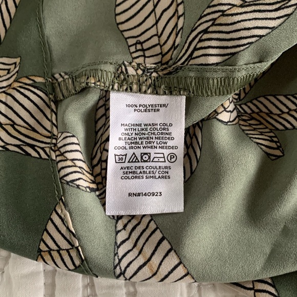 Loft Ribbon Bubble Sleeve Henley Top - Picture 10 of 11